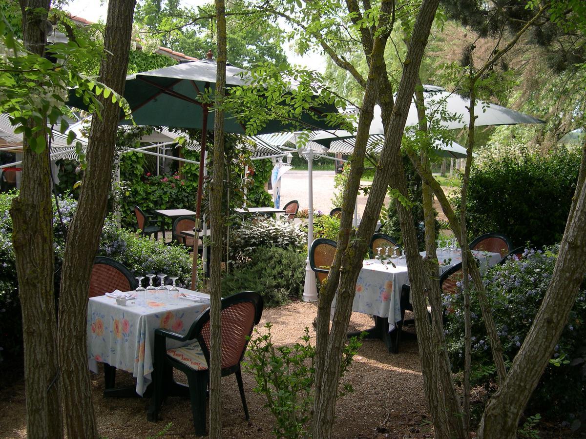 Auberge Du Flambadou Villematier Exterior foto